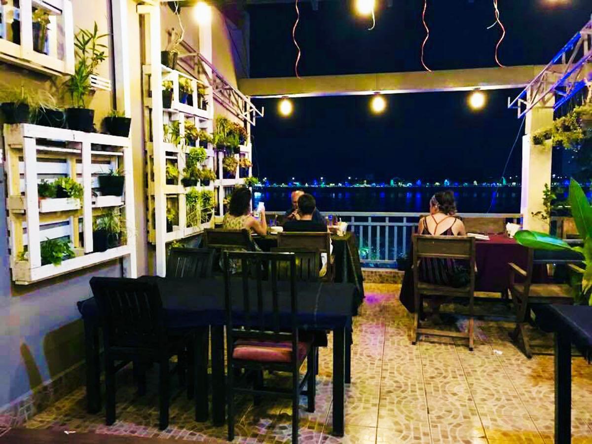 Tonle Khmer Guesthouse And Sky Bar Phnom Penh Zewnętrze zdjęcie
