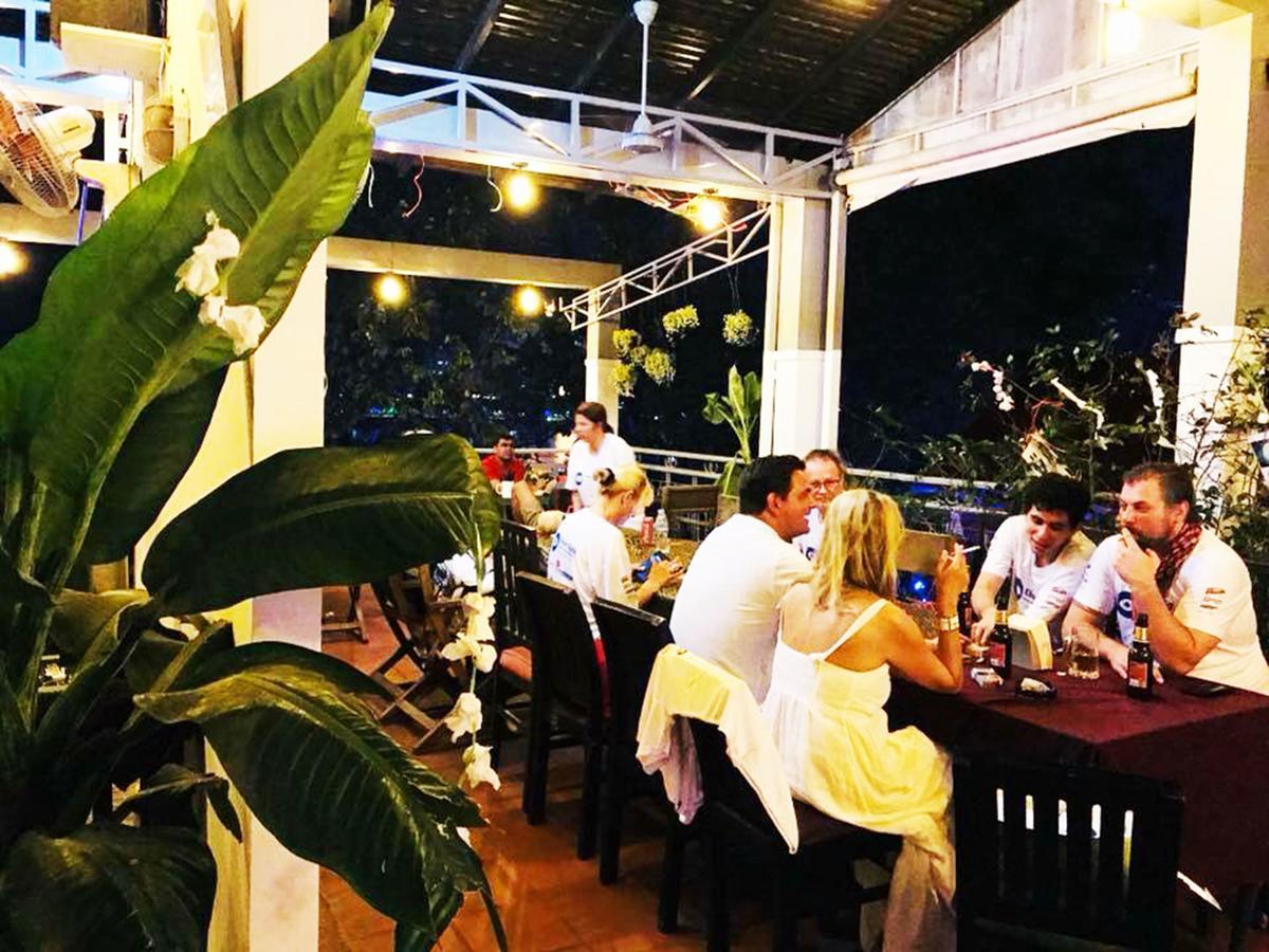 Tonle Khmer Guesthouse And Sky Bar Phnom Penh Zewnętrze zdjęcie