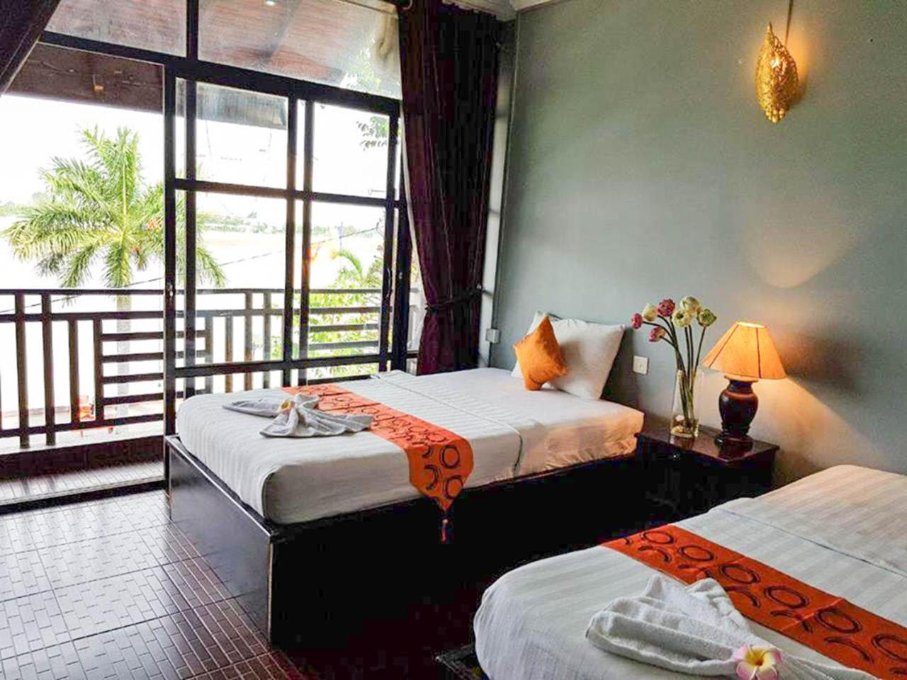Tonle Khmer Guesthouse And Sky Bar Phnom Penh Zewnętrze zdjęcie