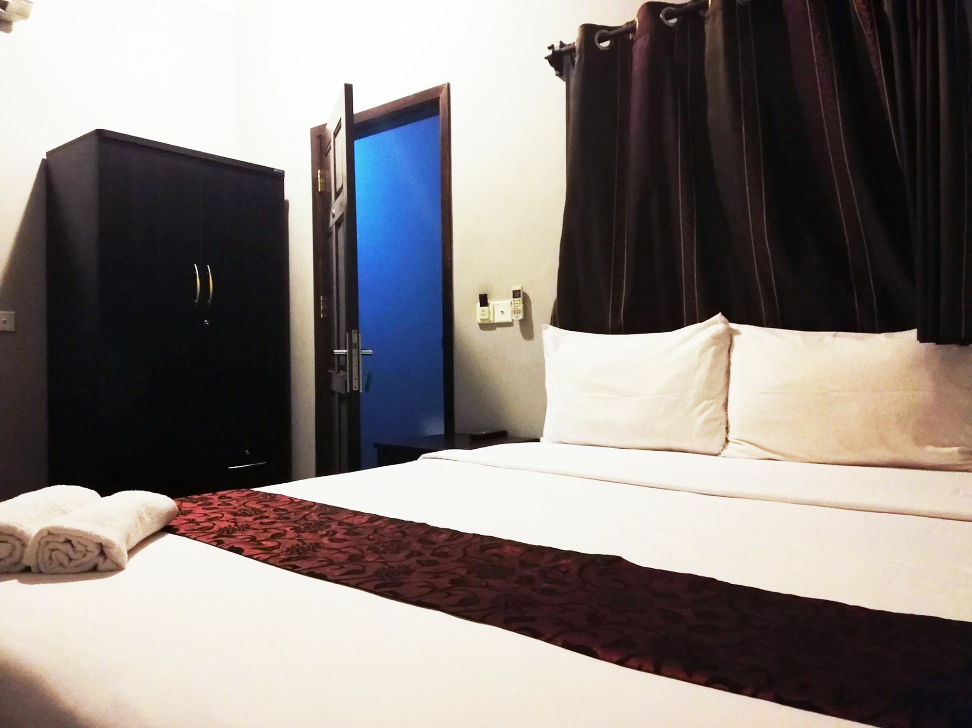 Tonle Khmer Guesthouse And Sky Bar Phnom Penh Zewnętrze zdjęcie